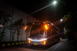 Juragan 99 Trans Hidupkan Pesona Bus Malam