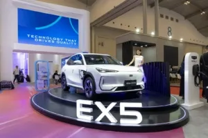 Mudahnya Punya Mobil Geely di GJAW 2025