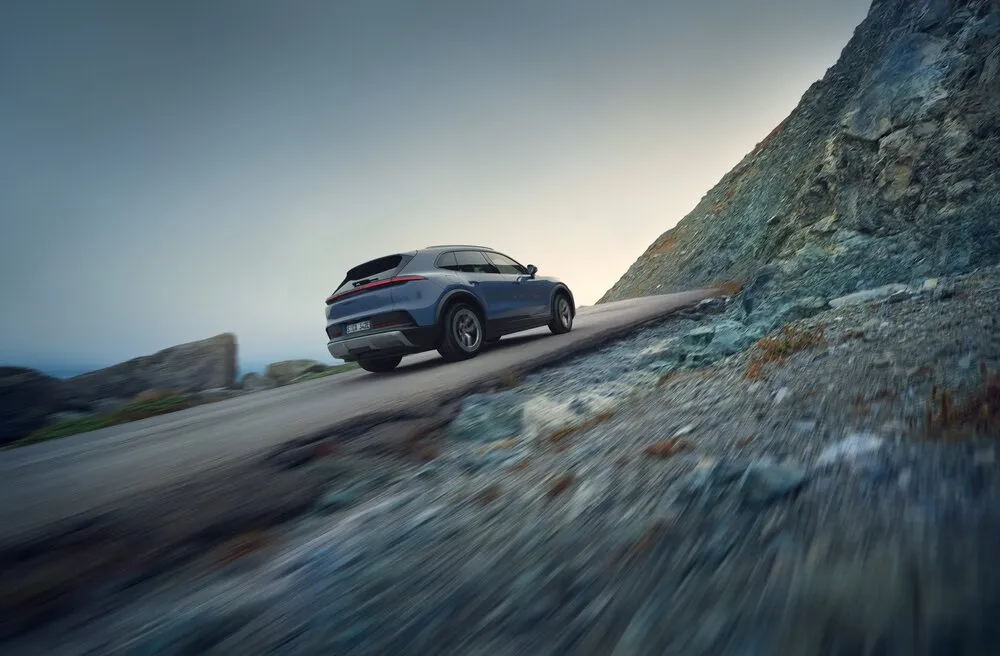 Porsche Kenalkan SUV Listrik Cayenne S. Varian Ketiga dari Cayenne Electrik